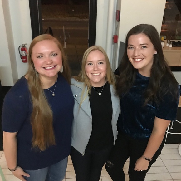 Meet your Posher, Madi - Picture 6 of 8